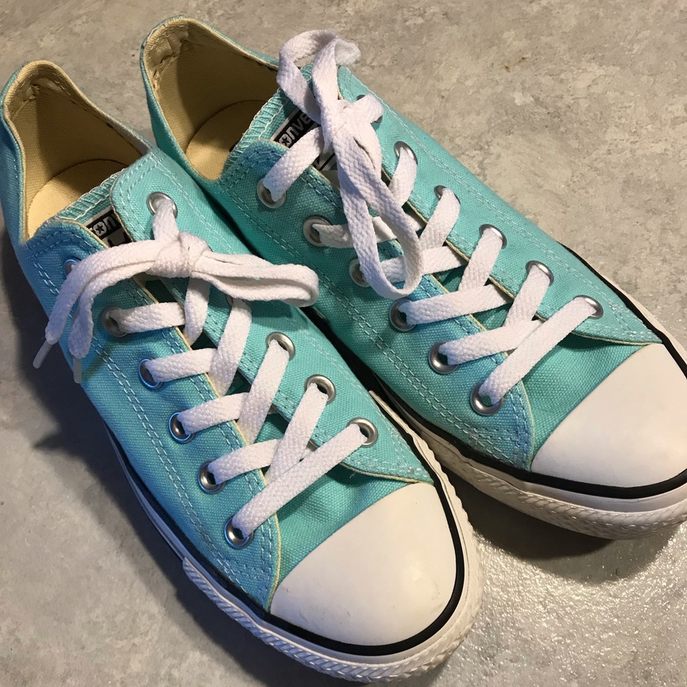 Converse Women’s 8